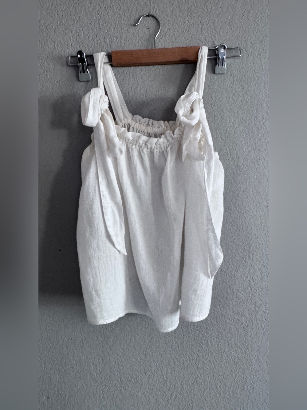 Outerknown Cream White Smocked Tie Strap Flowy Oasis Top XS - Picture 3 of 5